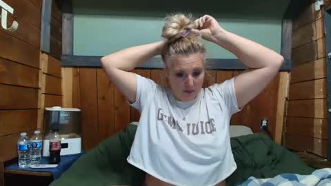 lisanixs online show from February 2026 02:23:01 AM