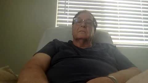 Snapshot of littlemaff chatting on November 2025 05:03:01 PM Maff online show from November 2025 05:03:01 PM