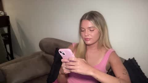 Marciabrady online show from January 2025 11:48:02 PM