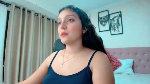 Sarahs Room online show from February 2026 11:24:02 PM