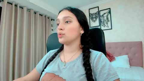 Sarahs Room online show from March 2026 12:28:01 AM