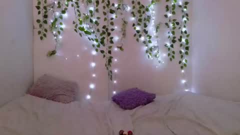 Moon online show from June 2026 09:06:01 PM