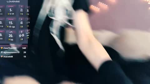 Felix online show from February 2025 10:09:02 PM