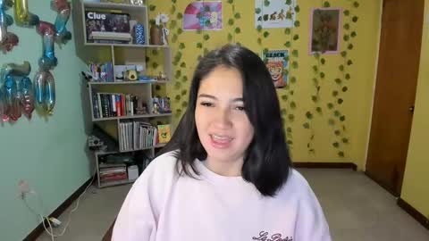 Mia  Wednesday to Sunday 730 am to 1030 am Colombian Hour D online show from February 2025 12:59:01 PM