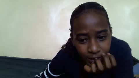 littlesandie online show from October 2025 05:38:01 AM