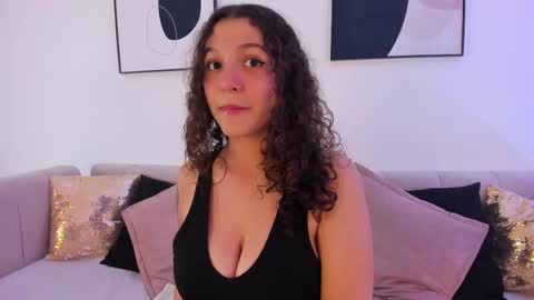 Snapshot of littlesoffi_gh chatting on February 2025 02:41:01 PM    online show from February 2025 02:41:01 PM