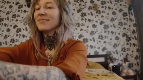 Niki  free tg channel with some photos gifs and info about streams  online show from October 2025 08:59:02 AM