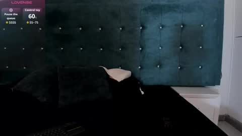 littlevaale online show from February 2026 09:37:02 AM