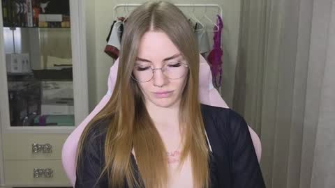 Eliana online show from January 2025 02:32:01 PM