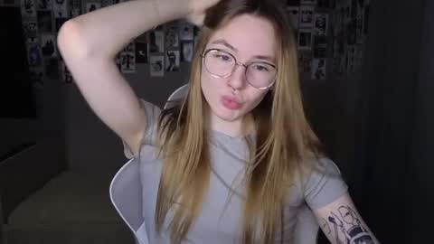 Snapshot of littlevildevil chatting on May 2026 07:39:02 AM Eliana online show from May 2026 07:39:02 AM