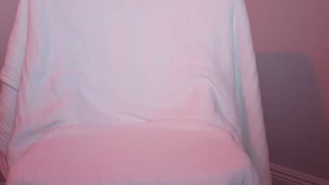 Little Willa online show from June 2026 11:10:01 PM
