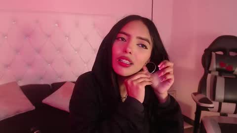 Nicky online show from February 2026 07:22:01 PM