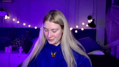 Liv 3 online show from March 2025 07:45:02 PM