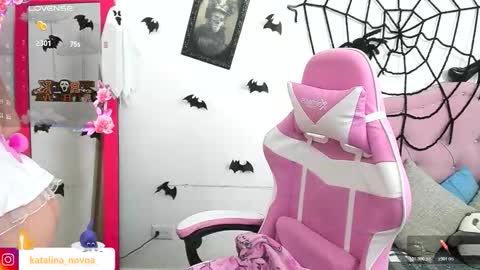 Katalina Novoa. online show from October 2025 02:02:05 AM