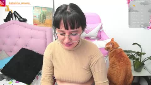 Snapshot of liv_rosse chatting on May 2026 02:51:02 AM Katalina Novoa. online show from May 2026 02:51:02 AM