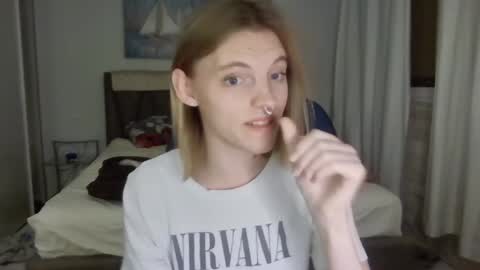 Snapshot of livbellelive chatting on February 2025 07:38:02 PM Liv Winters online show from February 2025 07:38:02 PM