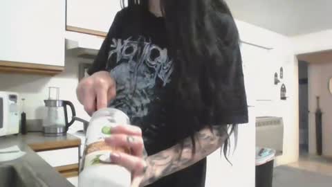 Liv Mirage online show from January 2025 04:24:01 PM