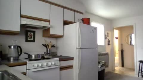 Liv Mirage online show from February 2025 06:51:01 PM