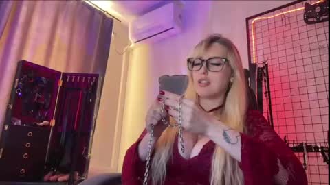 Snapshot of liya_ray chatting on May 2026 03:31:01 PM Liya Ray online show from May 2026 03:31:01 PM