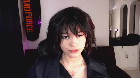 Elizabeth online show from October 2025 03:18:01 PM