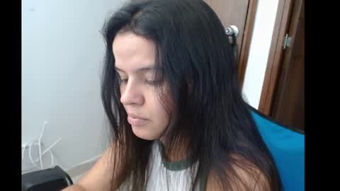 liz_fe online show from April 2026 05:28:01 PM
