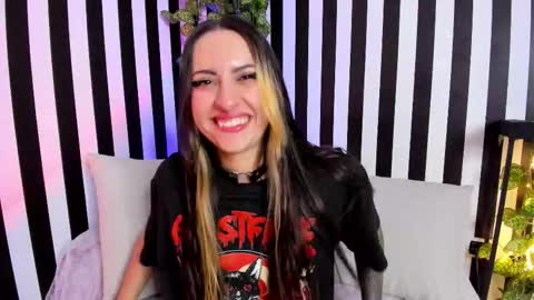 Liz  online show from February 2026 06:07:01 PM