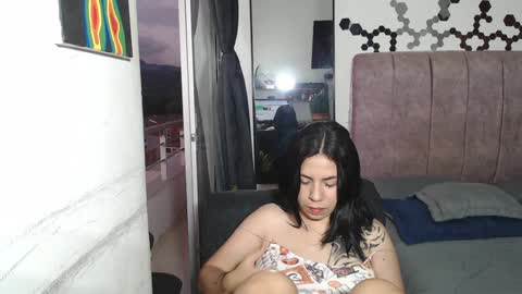 Liza Thurner online show from December 2024 10:41:01 PM