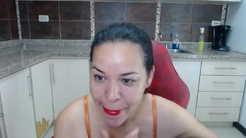 L I Z  E T H   online show from May 2026 12:23:01 PM
