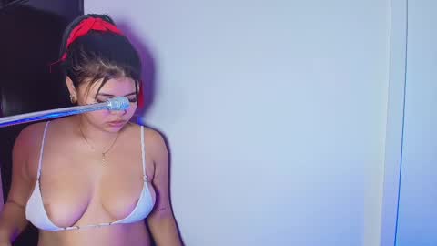 Lizz  online show from March 2025 11:49:02 AM