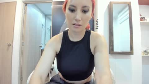 lizzdoux online show from September 2025 02:49:01 AM