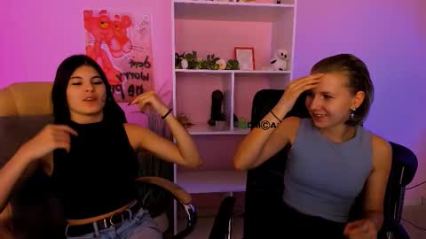 Snapshot of lizzie_boom chatting on September 2025 05:18:01 AM lizzie_boom online show from September 2025 05:18:01 AM