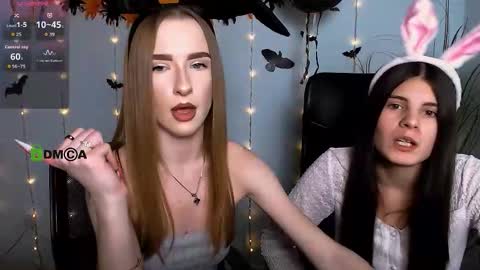 Snapshot of lizzie_boom chatting on October 2025 07:19:02 PM lizzie_boom online show from October 2025 07:19:02 PM