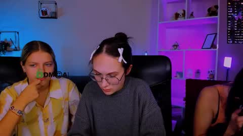 lizzie_boom online show from November 2025 08:46:02 PM