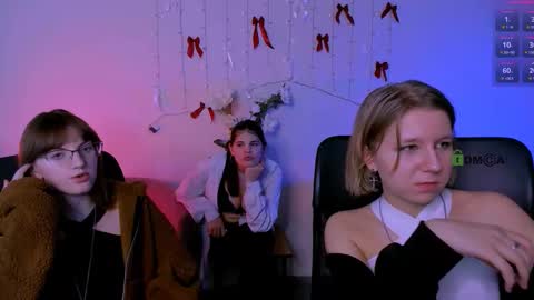 Snapshot of lizzie_boom chatting on February 2026 08:35:01 PM lizzie_boom online show from February 2026 08:35:01 PM