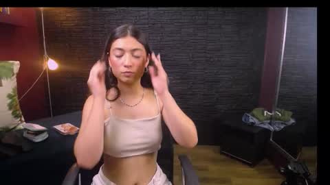 Snapshot of lizzie_collin chatting on September 2025 01:59:01 PM Lizzie online show from September 2025 01:59:01 PM