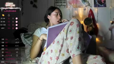 lizzy online show from January 2025 01:04:02 AM