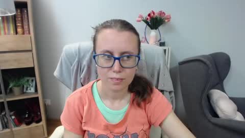 Lizzy online show from June 2026 04:37:02 AM