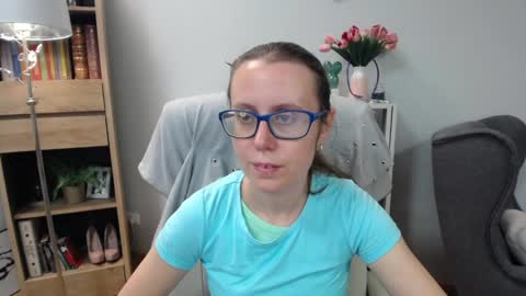 Snapshot of lizzy_sparkle chatting on June 2026 04:24:01 AM Lizzy online show from June 2026 04:24:01 AM