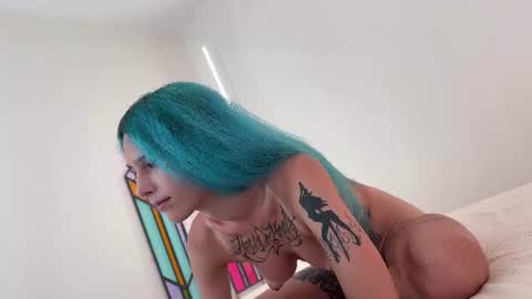 Lizzy Trix online show from August 2026 07:06:01 PM