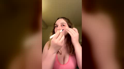 Snapshot of lizzyrosie chatting on March 2026 01:44:02 AM lizzyrosie online show from March 2026 01:44:02 AM