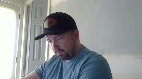 Snapshot of lj345689 chatting on March 2025 07:43:02 PM lj345689 online show from March 2025 07:43:02 PM