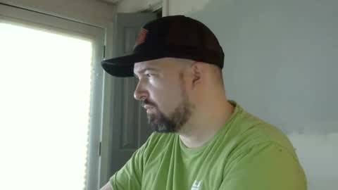 Snapshot of lj345689 chatting on October 2025 01:14:01 PM lj345689 online show from October 2025 01:14:01 PM