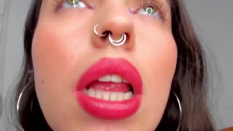 Llanna online show from February 2025 07:06:02 AM