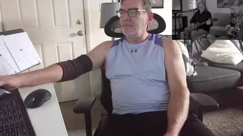 LongDick Daddy online show from November 2025 04:42:02 PM