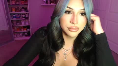 lo_cakez online show from May 2026 07:04:01 AM