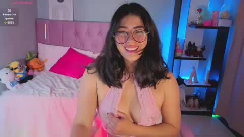 Pamela online show from November 2025 06:29:02 PM