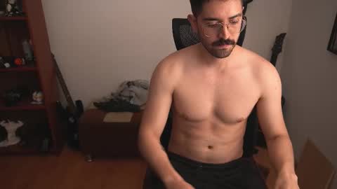 Snapshot of lobito_blanco97 chatting on September 2025 03:49:01 PM Lobito blanco Thefckingwolf main account online show from September 2025 03:49:01 PM