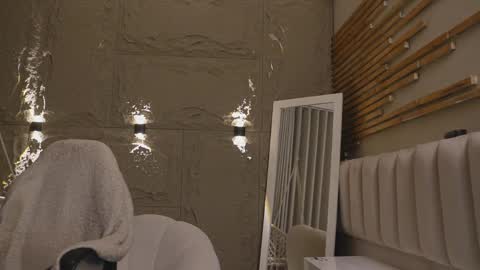 logan_varela online show from April 2026 04:34:02 PM