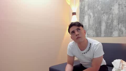 LOGAN YD online show from October 2025 06:46:01 AM