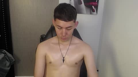 Loganfoster  online show from February 2026 09:42:01 PM